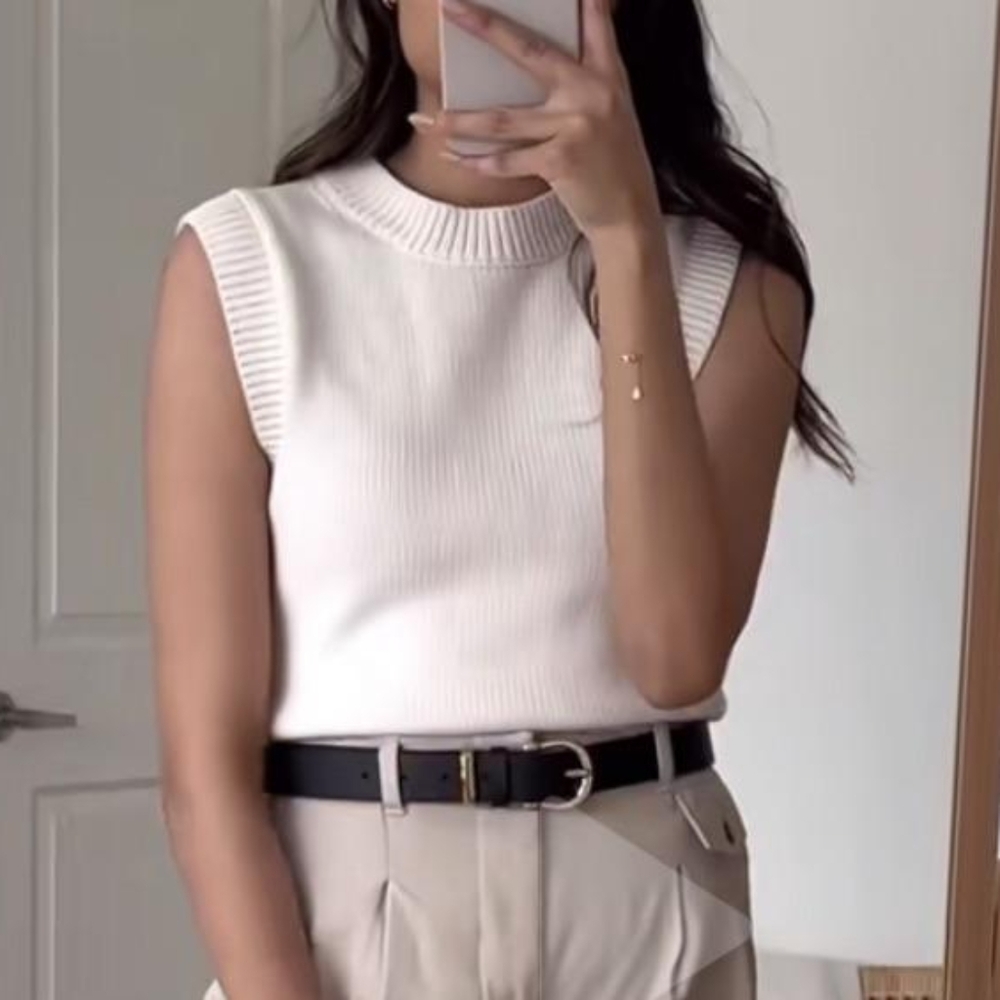 Wilfred Sleeveless Cream Sweater